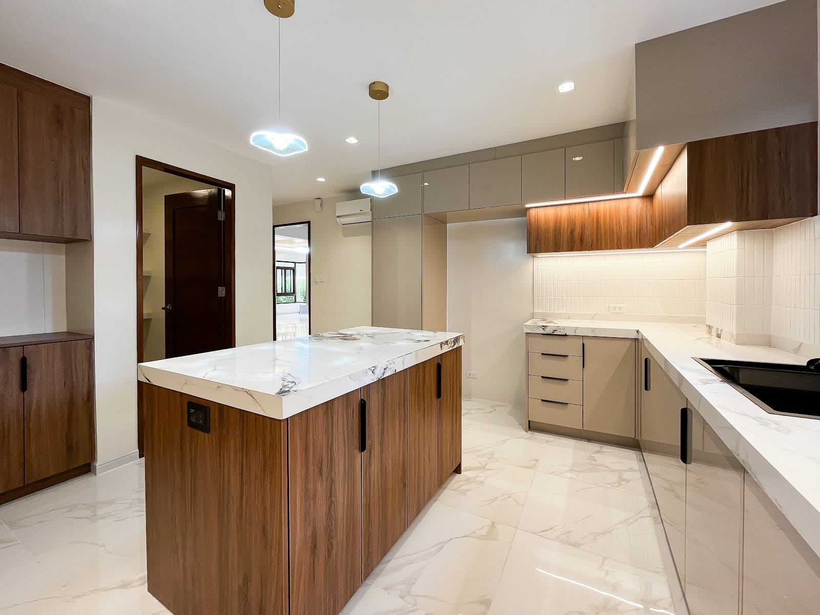 5 bedroom house for rent in Bel-Air Village, Makati, photo 10