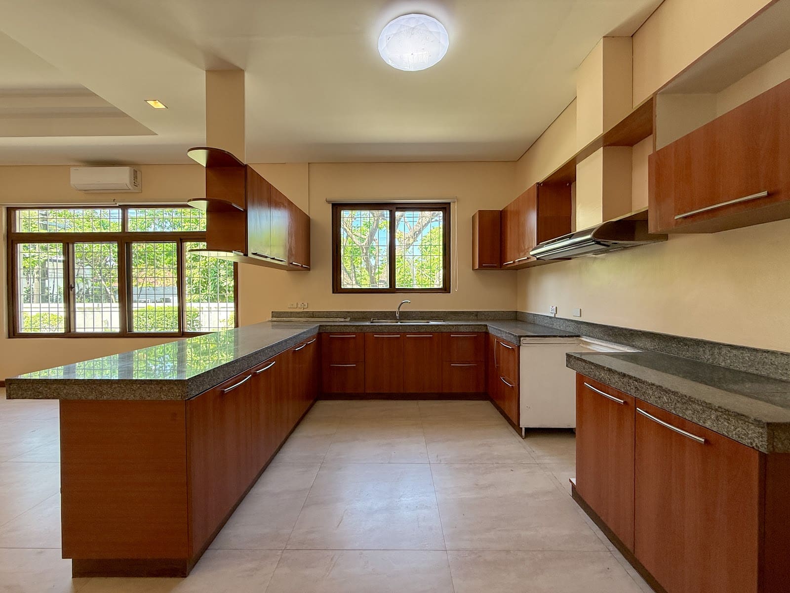 3 bedroom house for rent in Dasmariñas Village, Makati, photo 7