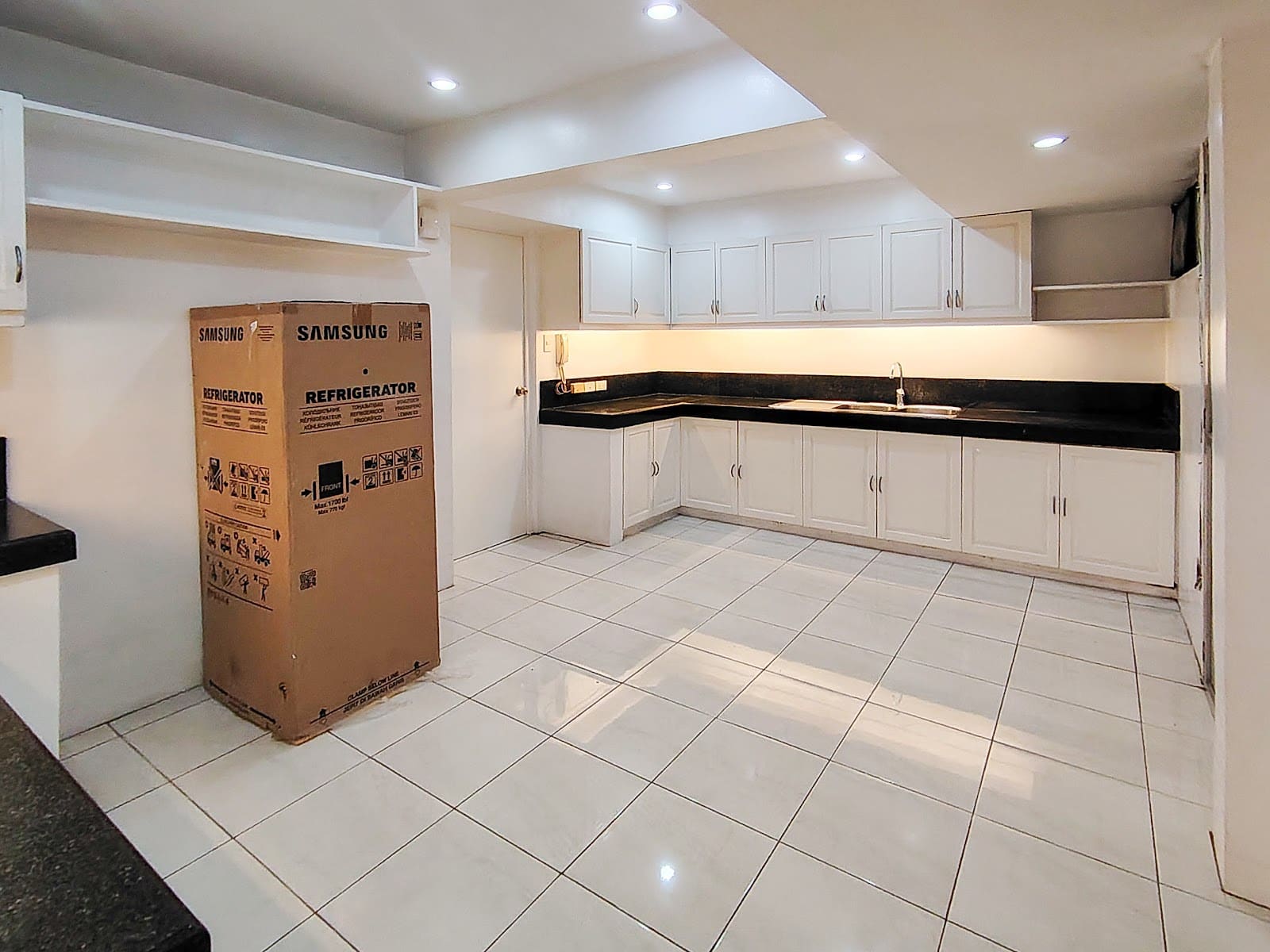 4 bedroom house for rent in Magallanes Village, Makati, photo 8