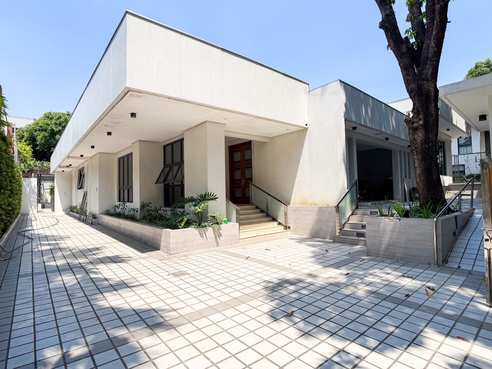 5 bedroom house for rent in Urdaneta Village, Makati, photo 2